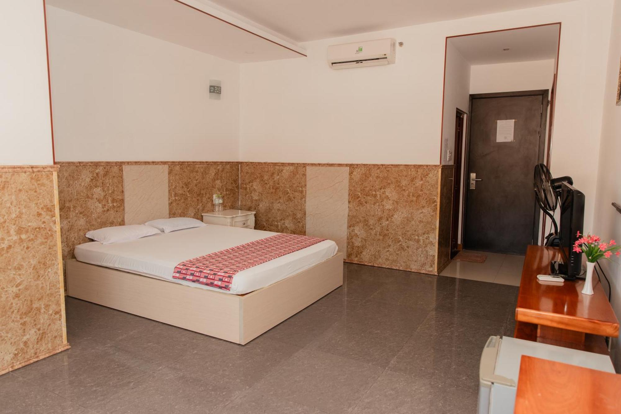 Khach San Son Thinh Hotel Вунгтау Екстер'єр фото